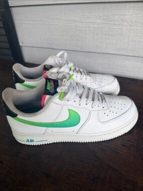 Nike Air Force 1 Low  07 LV8 Sneakers